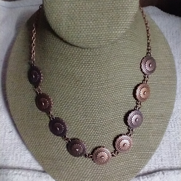 Vintage Jewelry - Copper flower floral chain necklace
